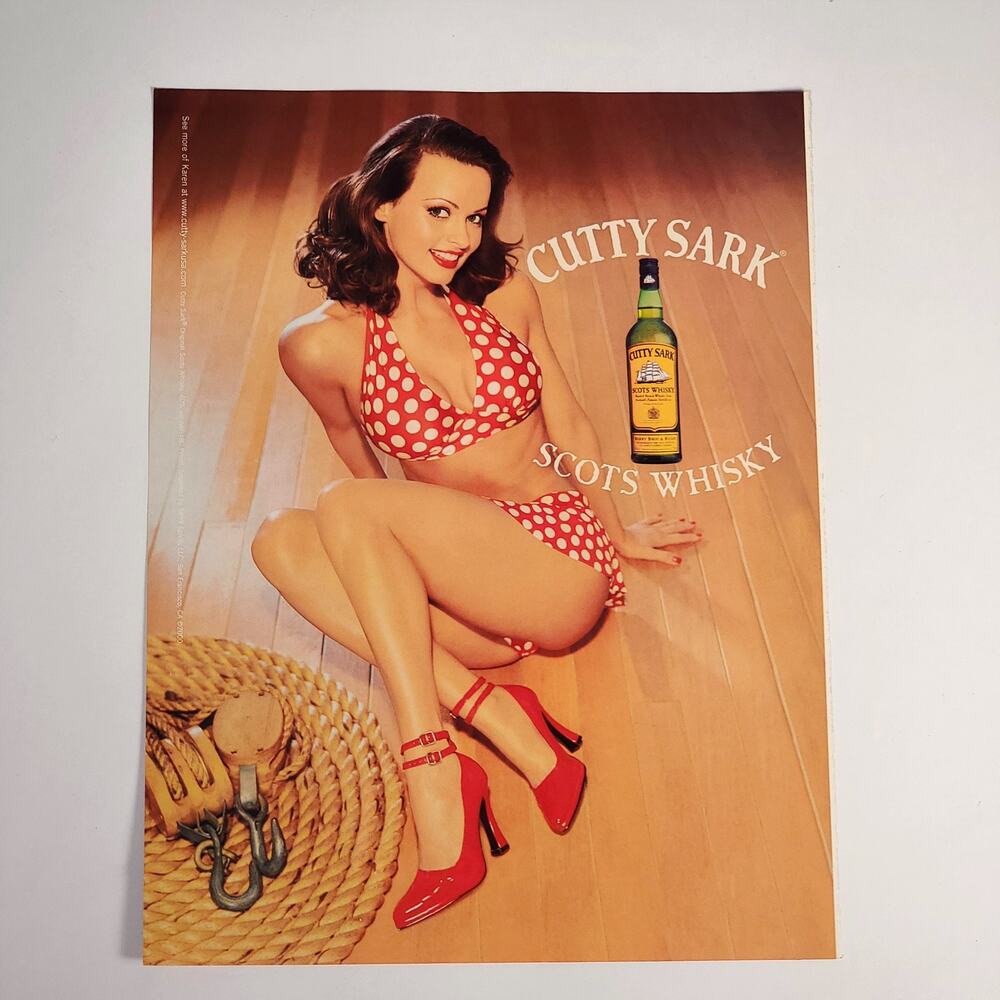 Cutty Sark Scots Whisky Pin-Up Style‎ Vintage Print Ad 2000 Maxim 8.5" x 11"